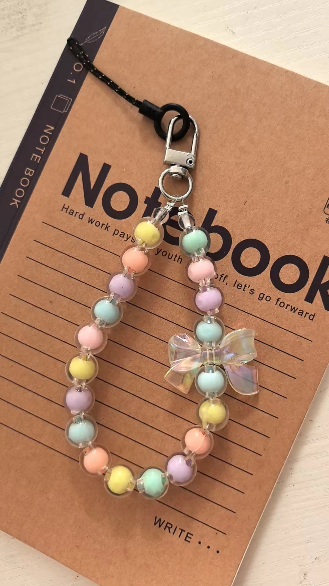 Phone Anti-Lost Lanyard Key Short Wrist Pendant Colorful Macaron round Bead Pendant Women'S Hand-Held Chain Mobile Phone Lanyard